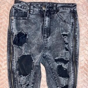 Fashion Nova jean shorts with holes and zippers on side